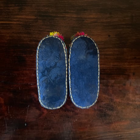 韓国の女の子用の手刺繍靴コッシン ヴィンテージ