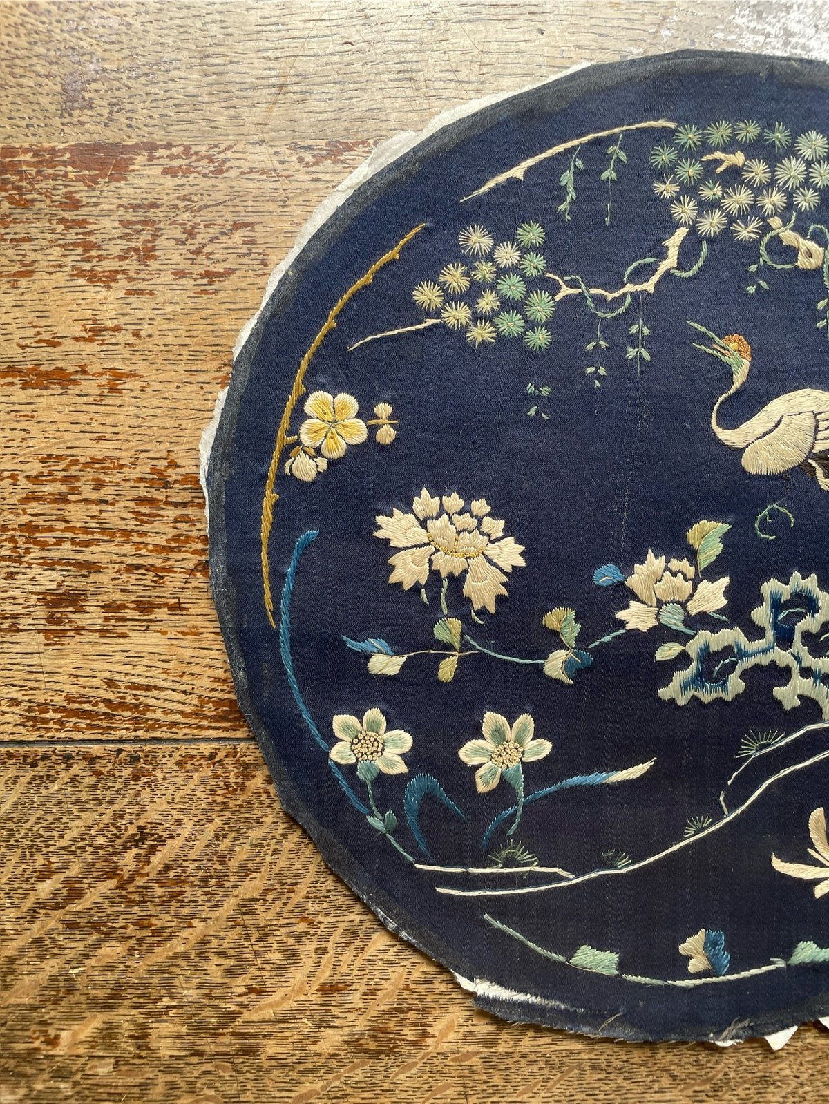 韓国の手刺繍の枕飾り 丸 アンティーク | hapun