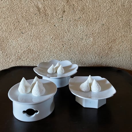 佳器工房/四角高台皿
