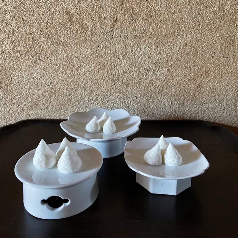 陶芸作品 高台付き角皿4点セット 陶芸作品 高台付き角皿4点セット