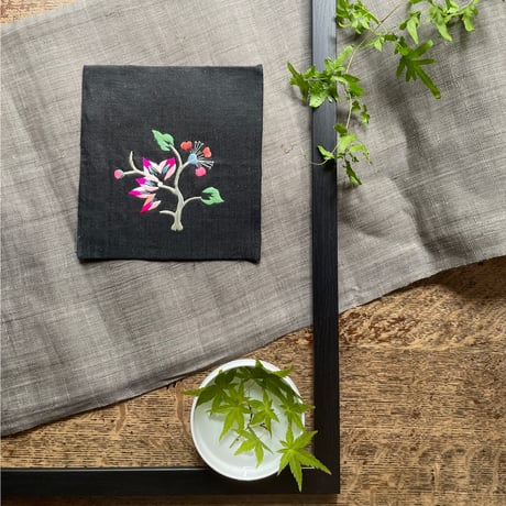 韓国の手刺繍の枕飾り アンティーク