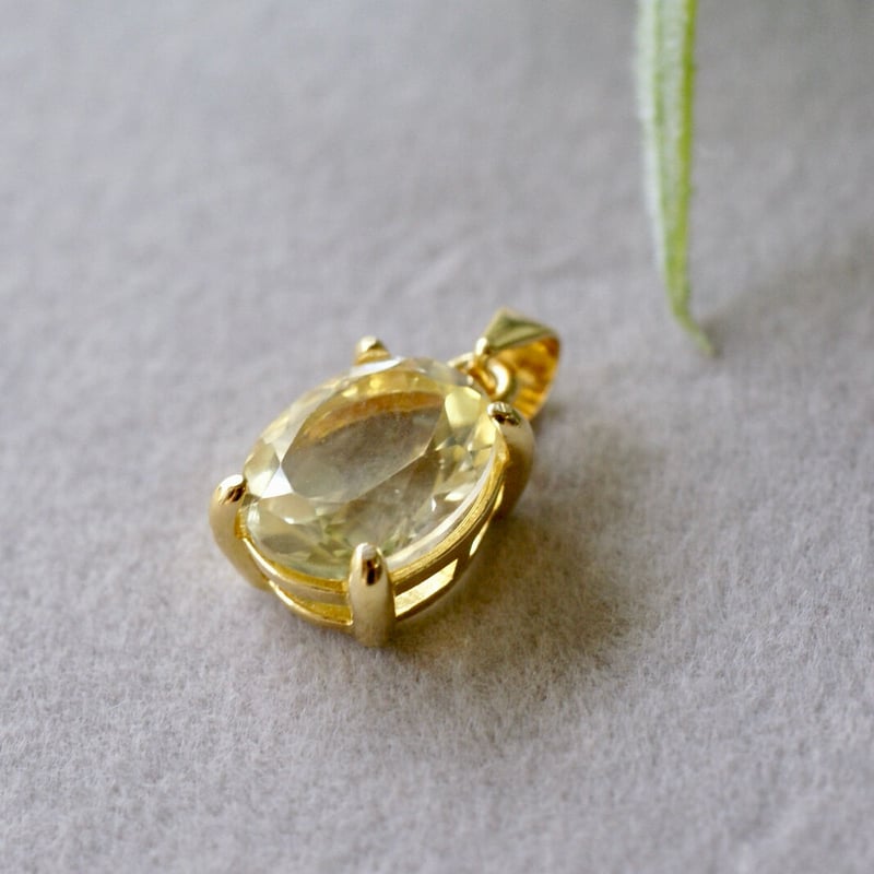 Handmade】レモンクォーツ ペンダントトップ 18kゴールドプレー Handmade】レモンクォーツ ペンダントトップ 18kゴールドプレー