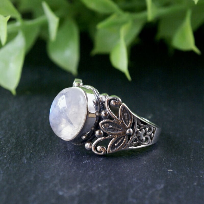 レインボームーンストーン エスニックリング シルバー925 11.5号（sv