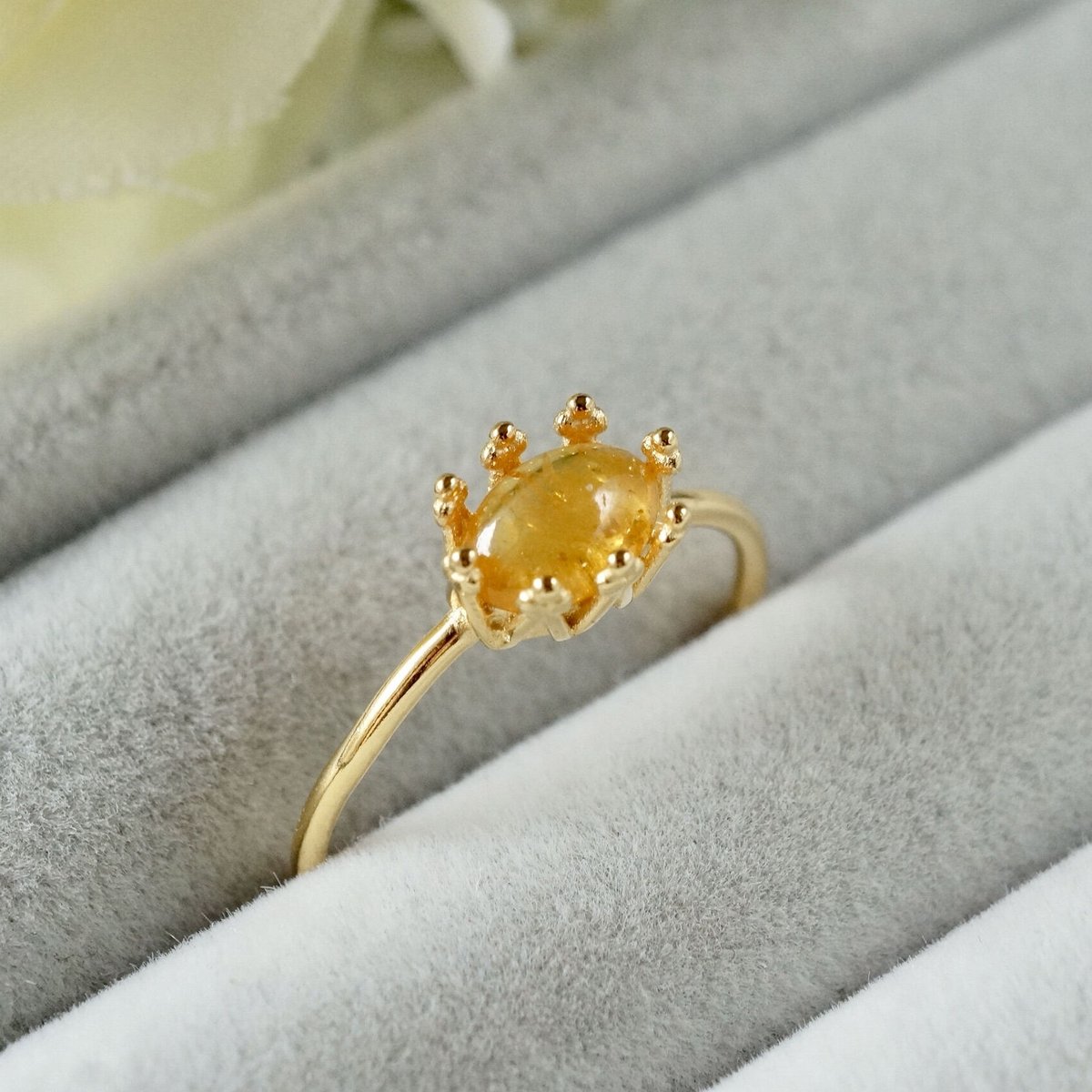 受注製作】イエローサファイア クラウンモチーフ 7号〜フリーサイズ