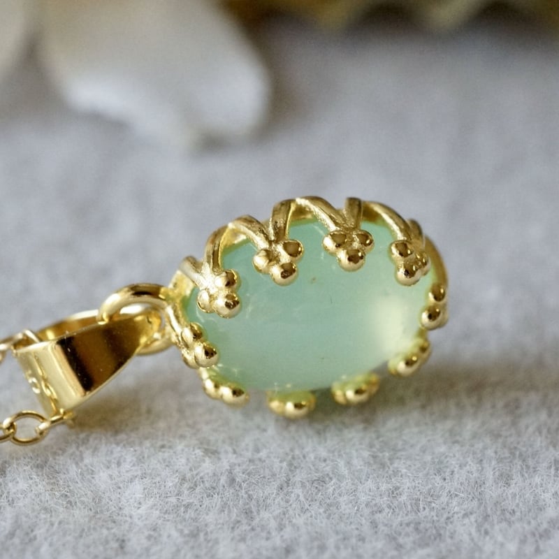 Handmade】グリーンオパール クラウンモチーフ ペンダントトップ