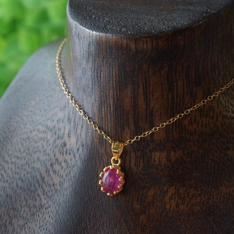Handmade】スタールビー クラウンモチーフ ペンダントトップ 18k Handmade】スタールビー クラウンモチーフ ペンダントトップ 18k