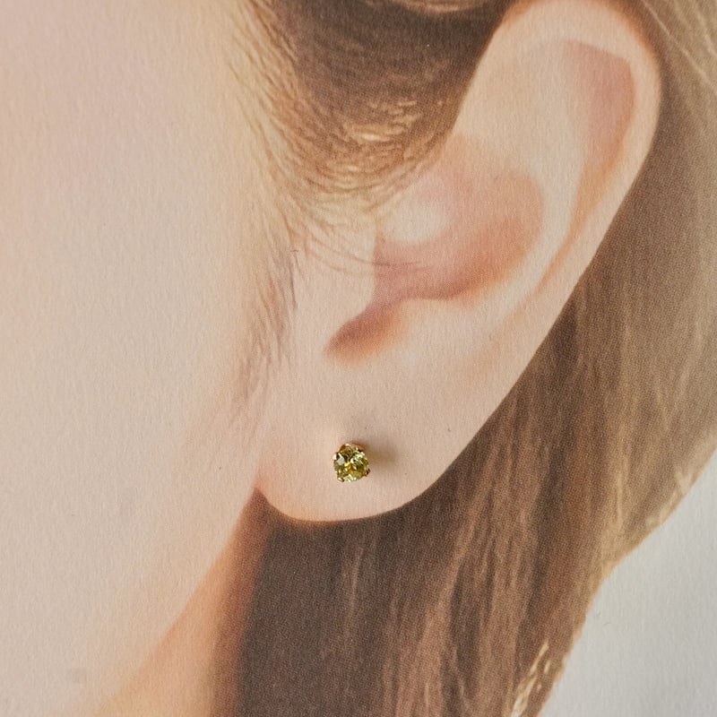 Handmade】マリガーネット スタッドピアス 14kゴールドフィルド Handmade】マリガーネット スタッドピアス 14kゴールドフィルド