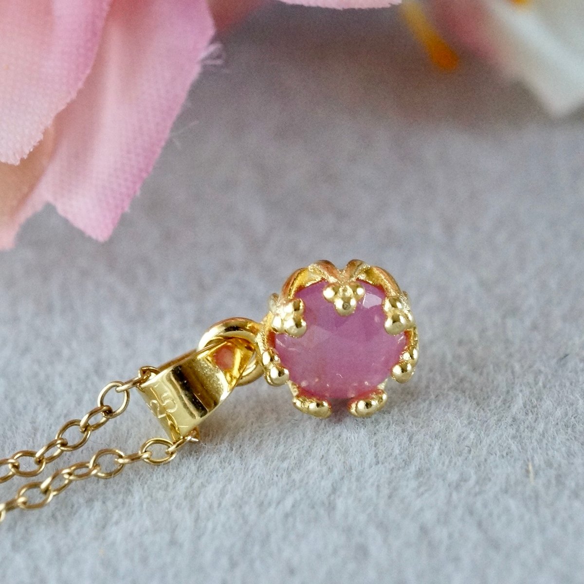 Handmade】ピンクサファイア ローズカット クラウンモチーフ