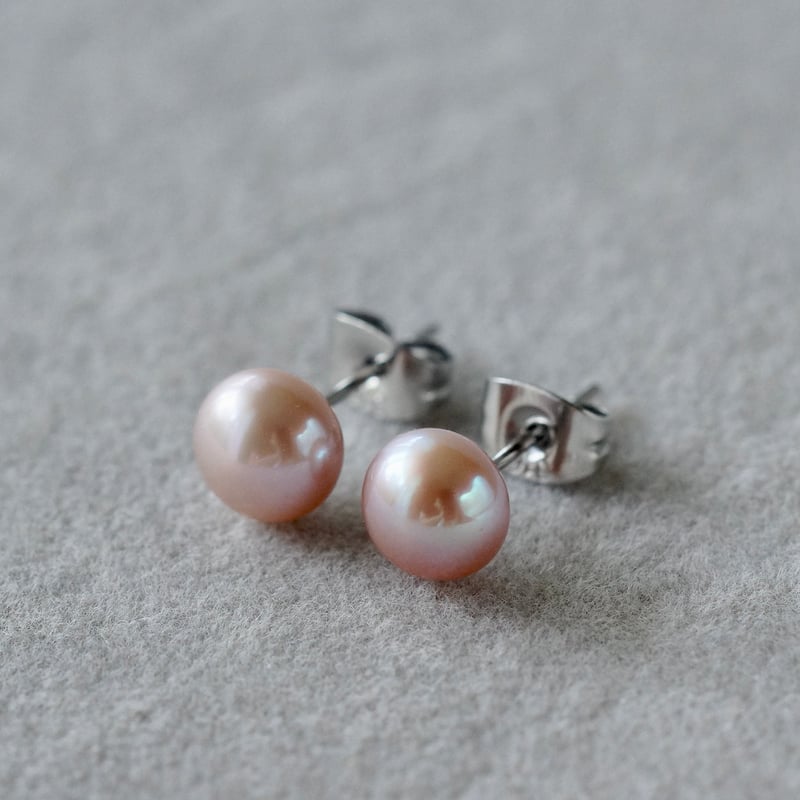 Handmade】淡水パール スタッドピアス サージカルステンレス製 約6.5mm