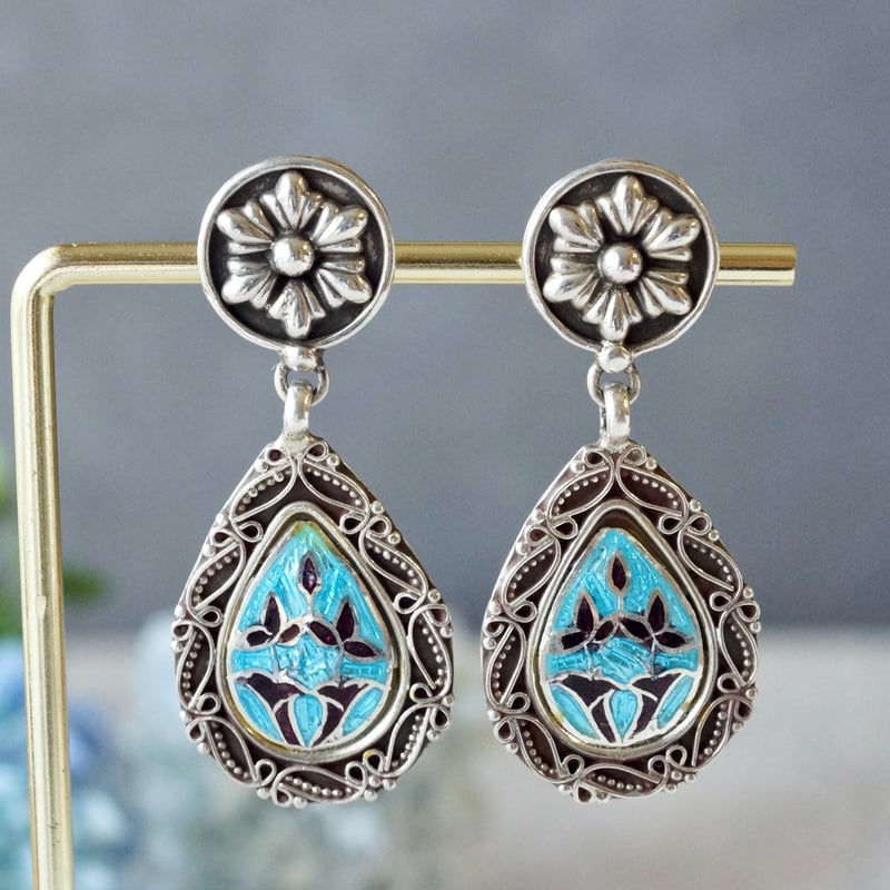 ミーナカリ デザインピアス シルバー925（sv-831） | Ratna gemstones