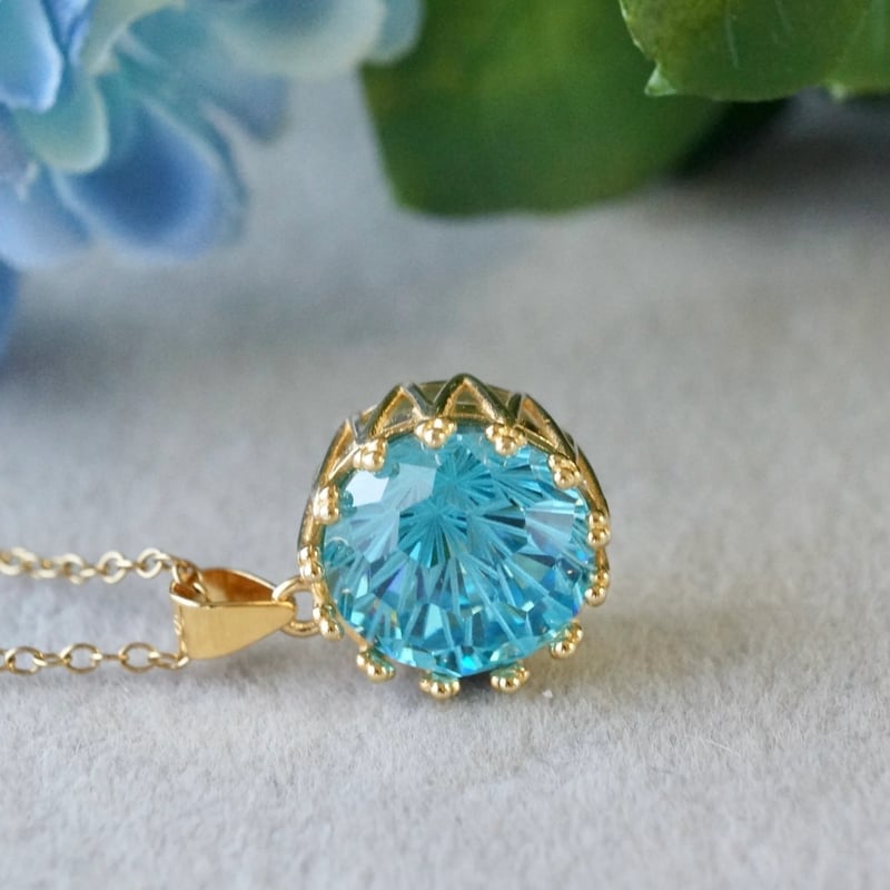 【あす楽対応】 Handmade】ブルー キュービックジルコニア 花火カット クラウン その他