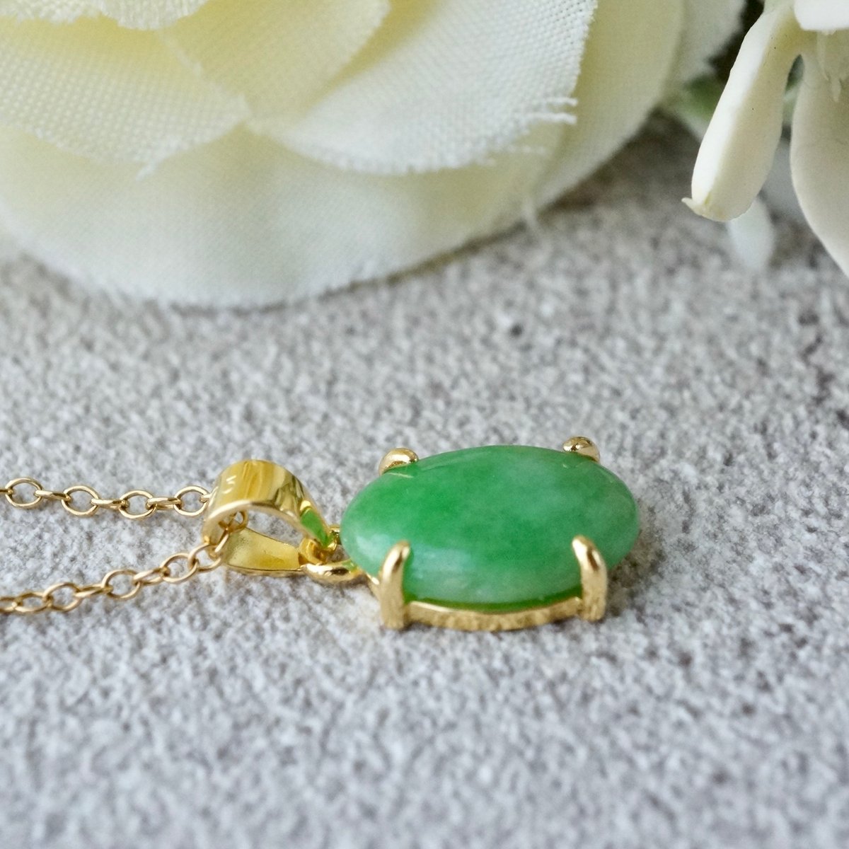 Handmade】翡翠（ヒスイ・ジェイダイト）ペンダントトップ 18kgp