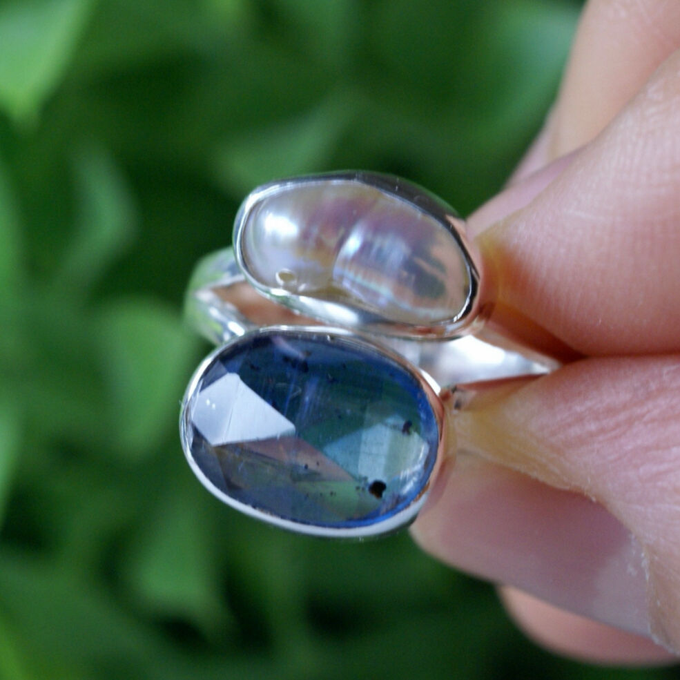 【1点もの】カイヤナイトのシルバー925のチャーム　N-537 カイヤナイト/パール ローズカット リング シルバー925 11号