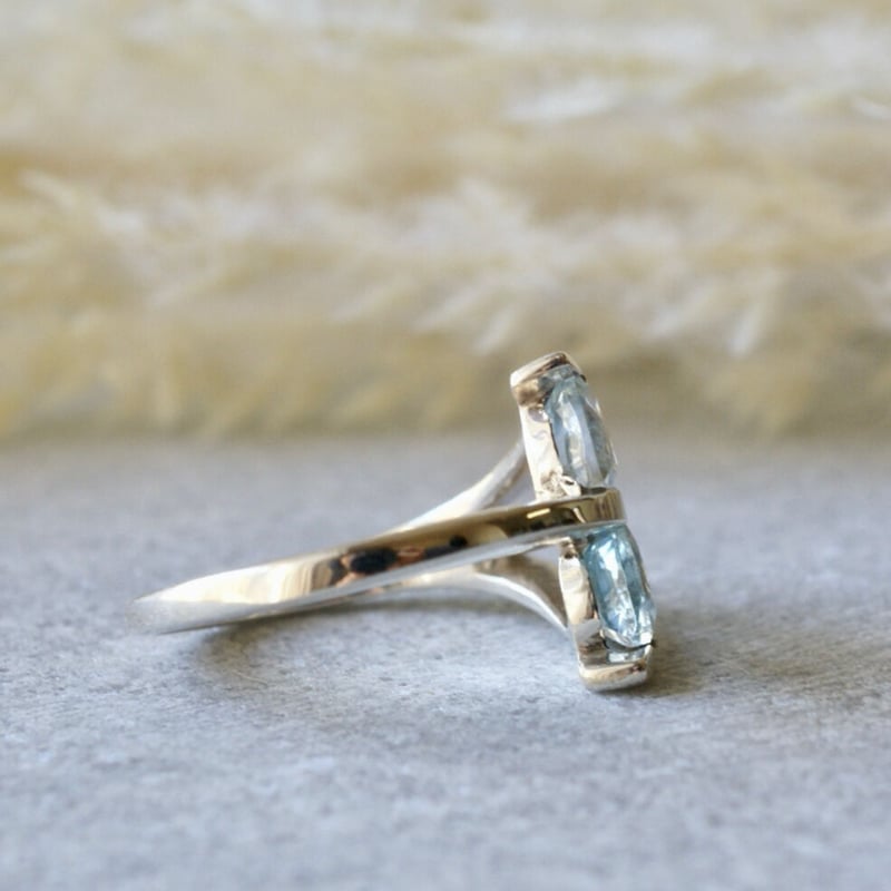 ブルートパーズ トリリアントシェイプ デザインリング シルバー925 約