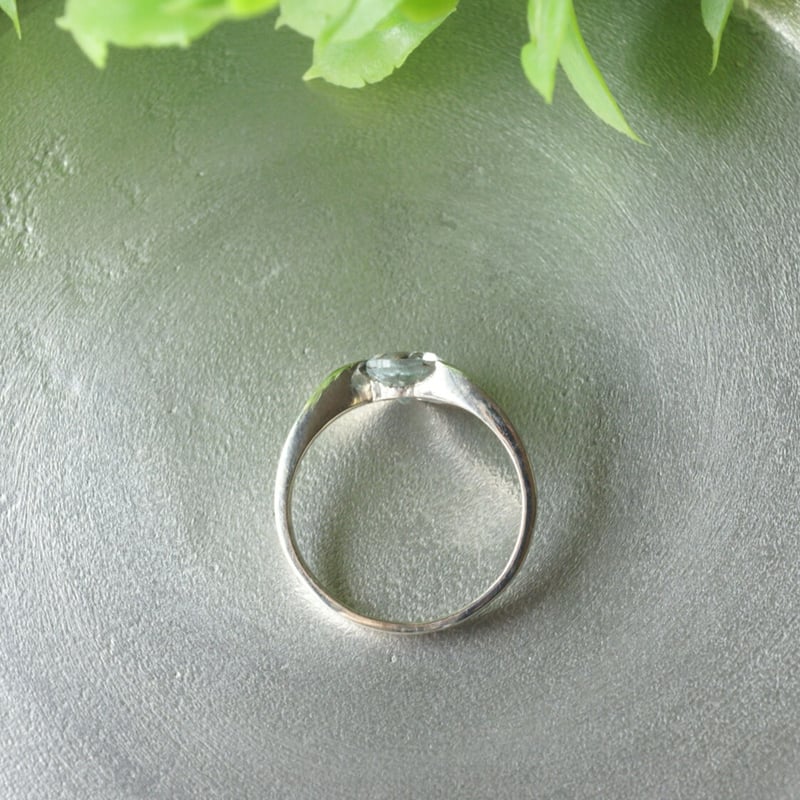 ブルートパーズ ねじりリング シルバー925 約10.5号（sv-283-3