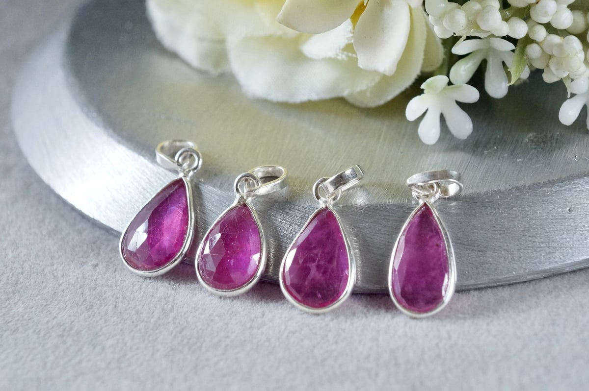 ルビー ローズカット ペンダントトップ シルバー925（sv-750-4