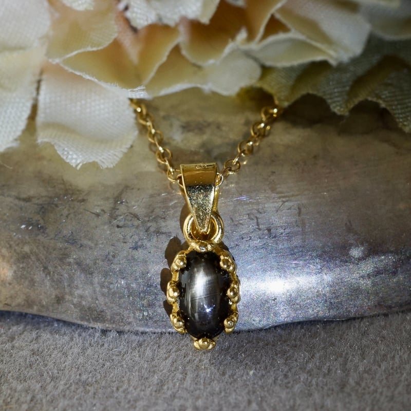Handmade】ブラックスターサファイア ペンダントトップ 18kゴールド