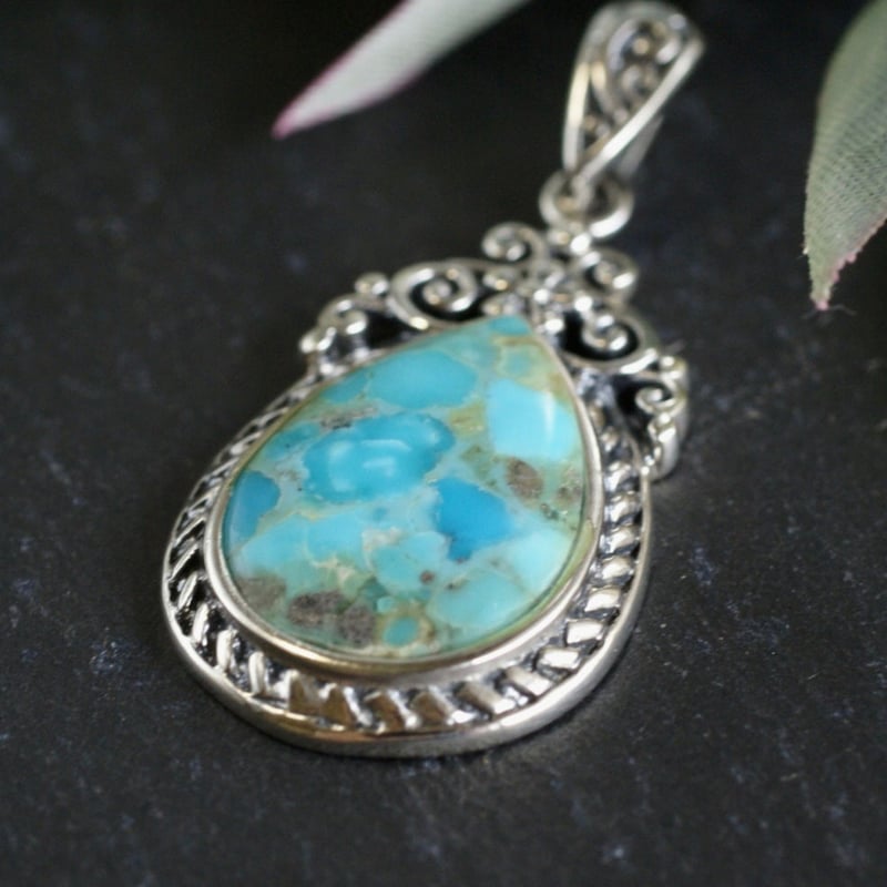 ターコイズ ペアーシェイプ ペンダントトップ シルバー925 （sv-231