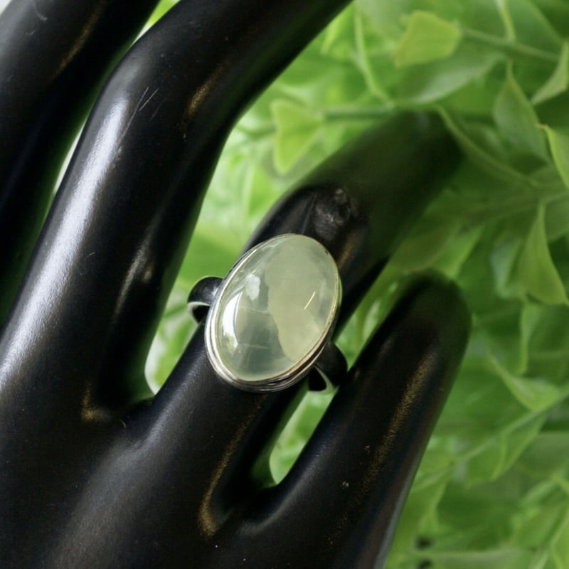 グリーン プレナイト オーバルシェイプ リング シルバー925 約12.5号