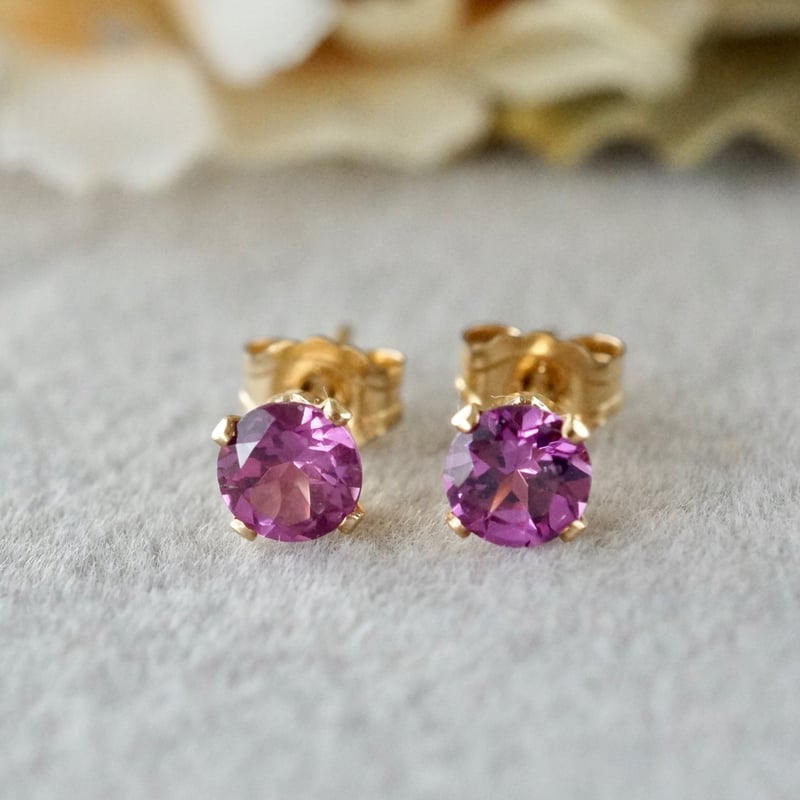 K14GF　ロードライトガーネット　ピアスチャーム　GG　ガーネット Petal ロードライトガーネットピアス | KAJITA