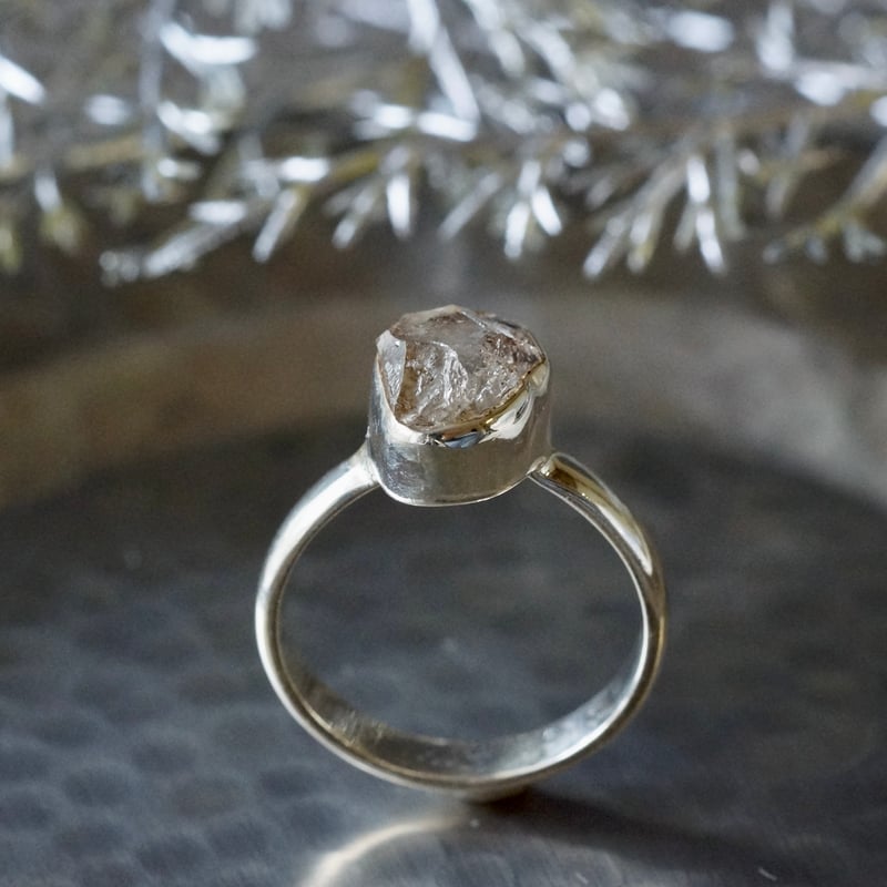 オイルイン ハーキマーダイヤモンド（水晶） ラフカットリング