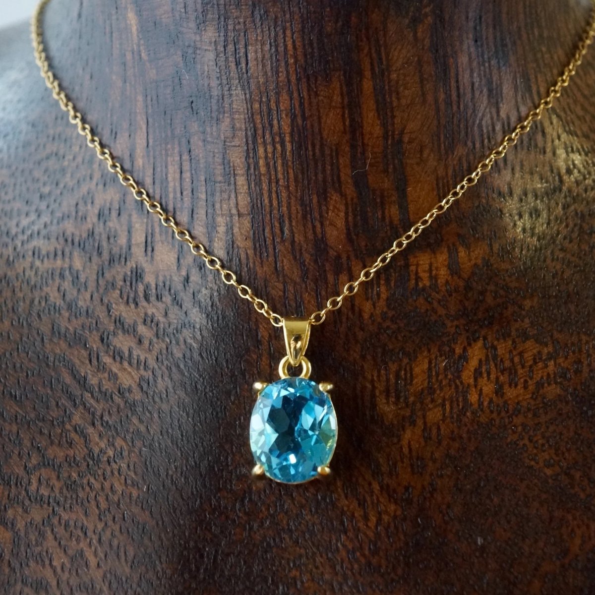 Handmade】スイス ブルートパーズ ペンダントトップ 18kゴールド Handmade】スイス ブルートパーズ ペンダントトップ 18kゴールド