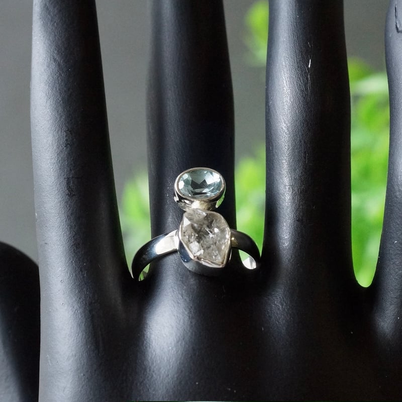 アメリカユタ州産ハーキマーinトパーズ/グラデーションブレス/11.5ミリ アメリカユタ州産ハーキマーinトパーズ/グラデーションブレス