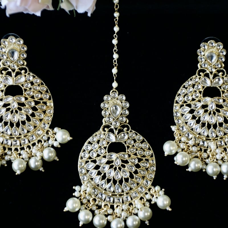 インドジュエリーセット（ホワイト）クンダンスタイル ピアス・ティカ