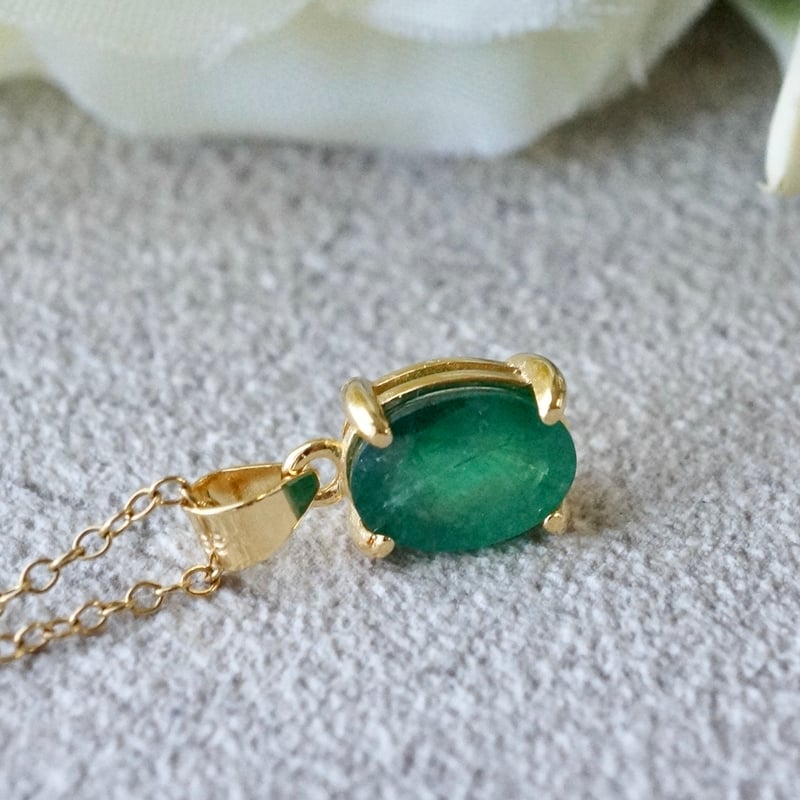 美しい緑の宝石天然エメラルド　ダイヤペンダントトップ　K18YG E2.38ct エメラルド 原石 ペンダントトップ K18YG ソーティングGENJ