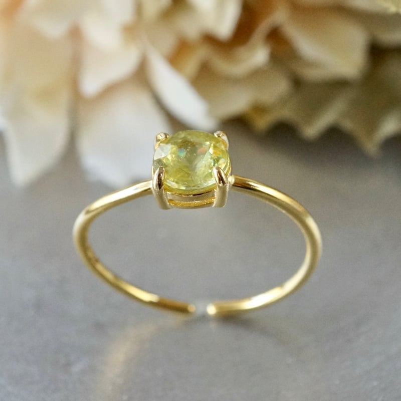 Handmade】イエローグリーン スフェーン 7号〜フリーサイズリング 18k 
