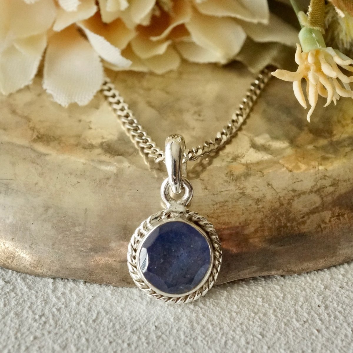 ruiちんさん スーパーセブン タンザナイト ステンレス ペンダント