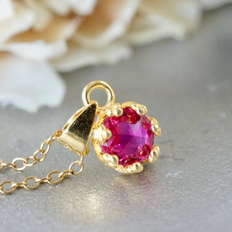 Handmade】合成ルビー ローズカット クラウンモチーフ ペンダント