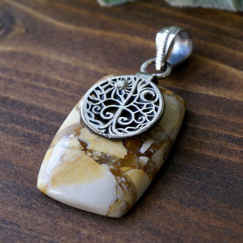 ブレシエイテッドムーアカイト ペンダントトップ ツリー・オブ・ライフ