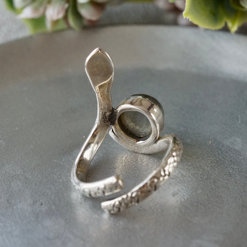 ラブラドライト スネーク ハンドメイド シルバーリング 【公式通販】