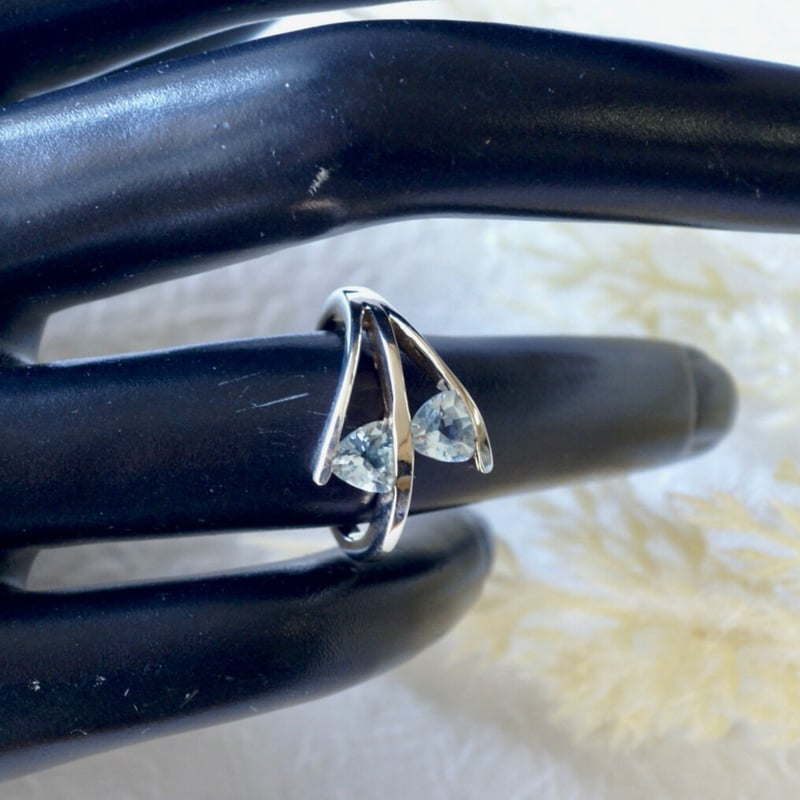 ブルートパーズ トリリアントシェイプ デザインリング シルバー925 約