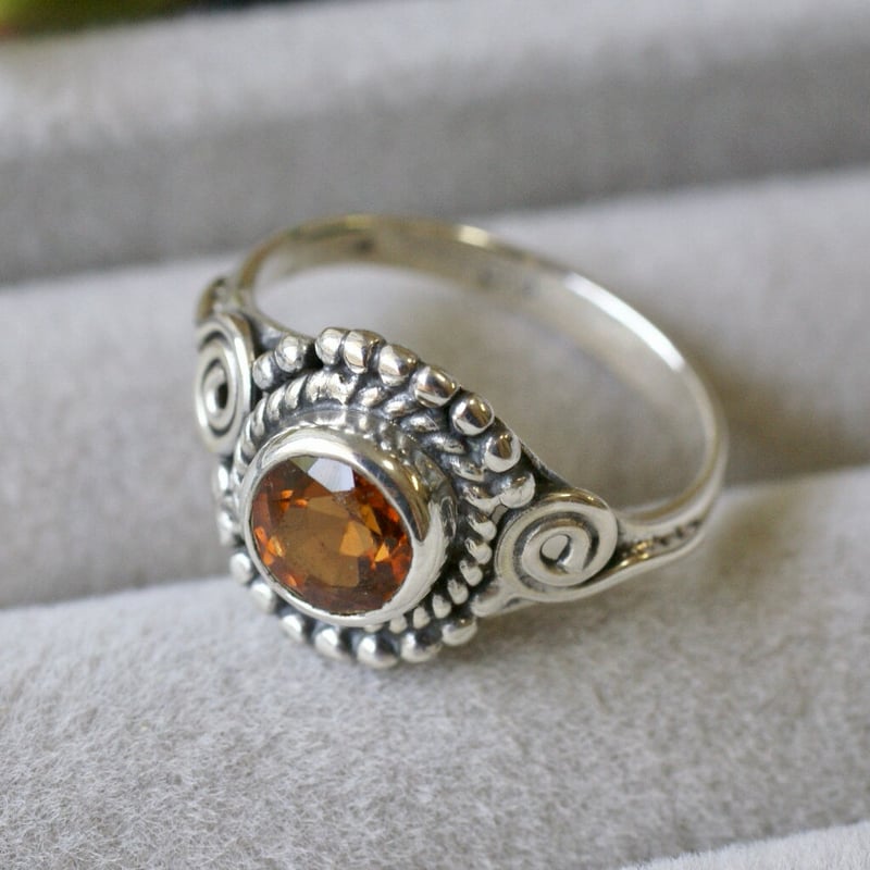 オレンジ ヘソナイトガーネット エスニックリング シルバー925