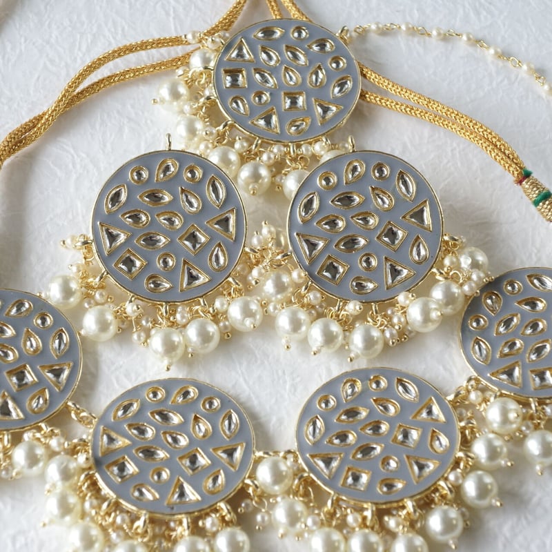 ☆ 軽量 インドジュエリーセット（グレー）クンダンスタイル