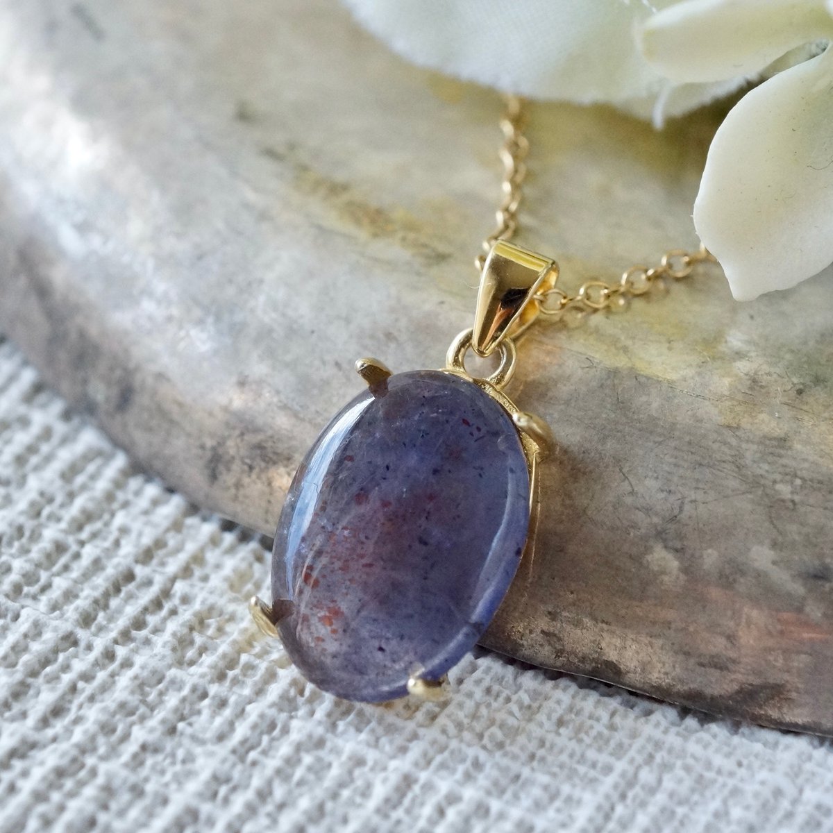 【再販7・受注制作】アイオライトサンストーン の 雫 ペンダントトップ✩. fit=scale-down,w=1200