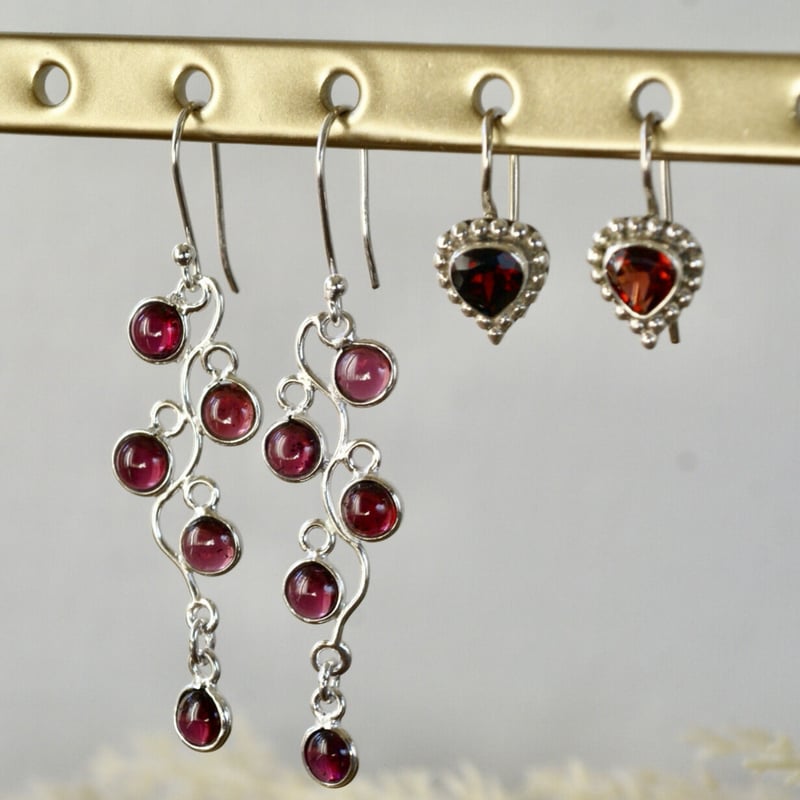 ハンドメイドピアス685 Agaroハンドメイド誕生石のピアス&ネックレス 