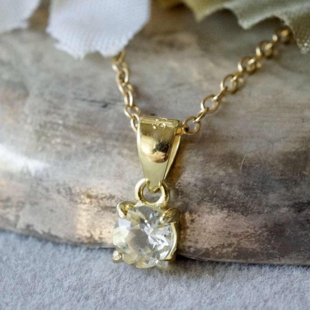 Handmade】ハイアライトオパール ペンダントトップ 18kゴールドプレー 