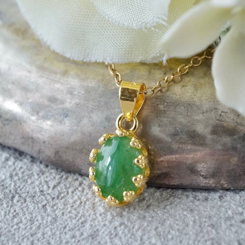 Handmade】翡翠(ヒスイ・ジェード)ペンダントトップ 18k Handmade】翡翠(ヒスイ・ジェード)ペンダントトップ 18k