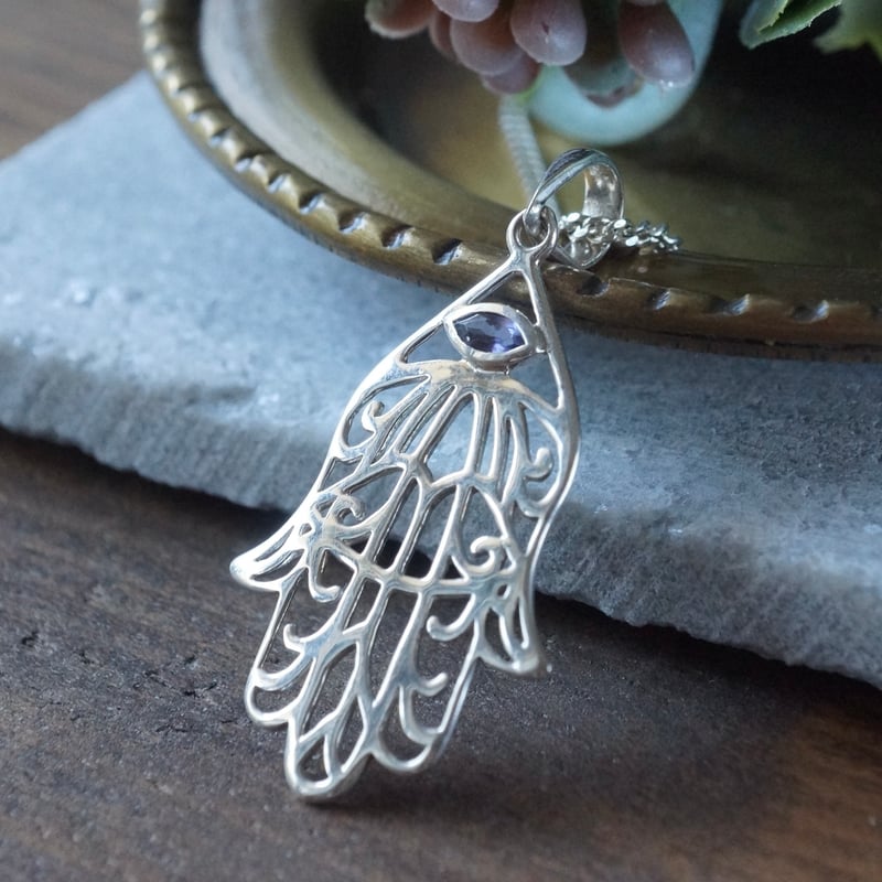 アイオライト ハムサの手 ペンダントトップ シルバー925（sv-877