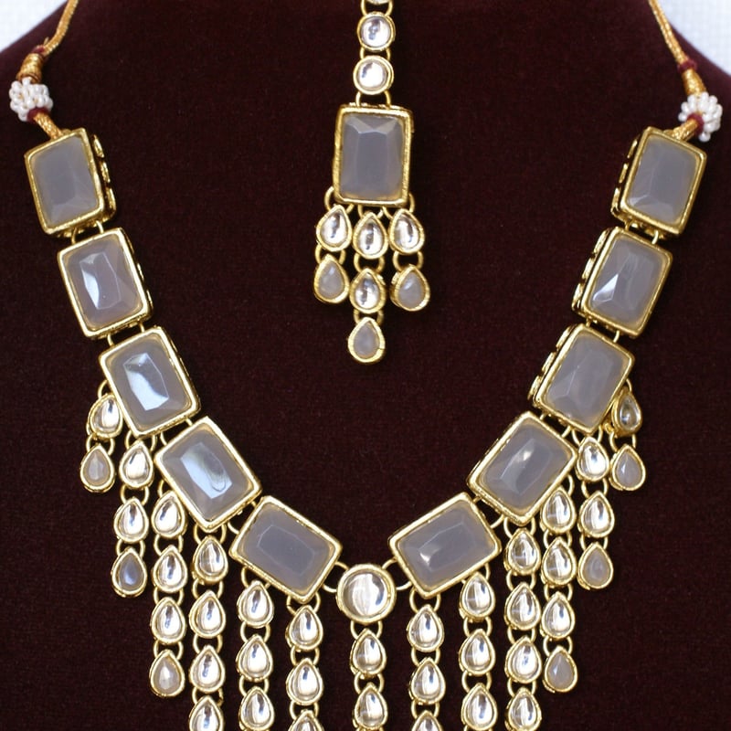 ☆インドジュエリーセット（グレージュ）クンダンスタイル ネックレス