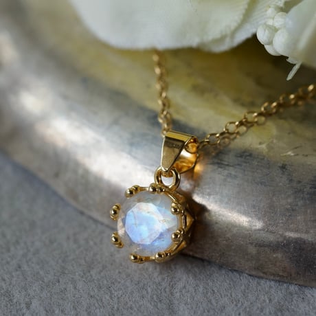 【ナホ】10粒 5A ホワイトラブラドライト Φ7.3mm ナホ】10粒 5A ホワイトラブラドライト Φ7.3mm ナホ】10粒 5A