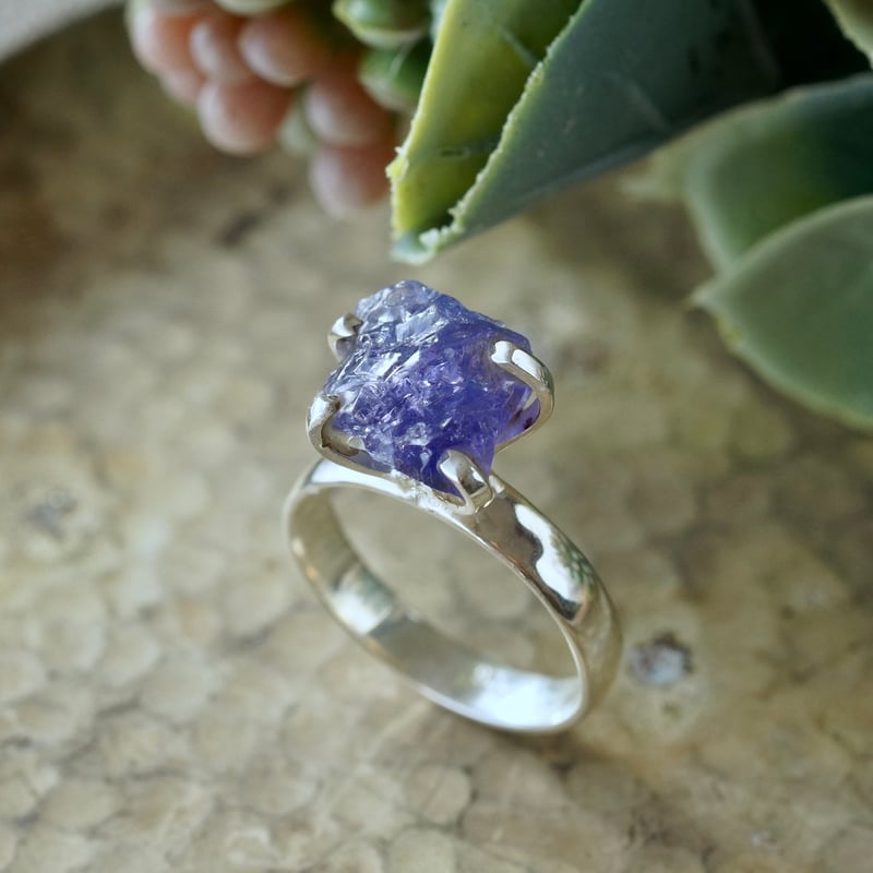 タンザナイト ラフカット（原石）リング シルバー925 約14号 （sv-723