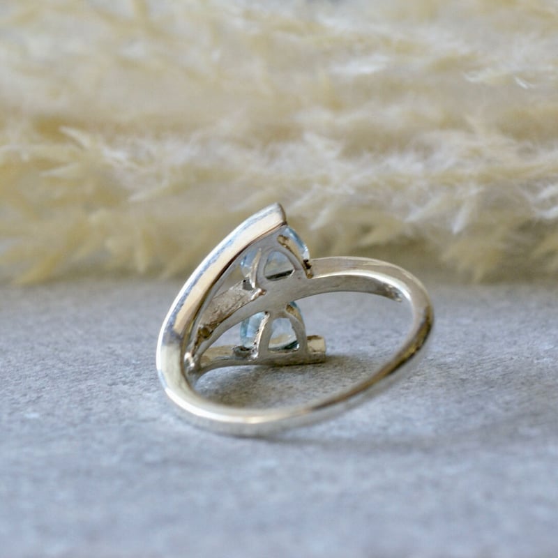 ブルートパーズ トリリアントシェイプ デザインリング シルバー925 約