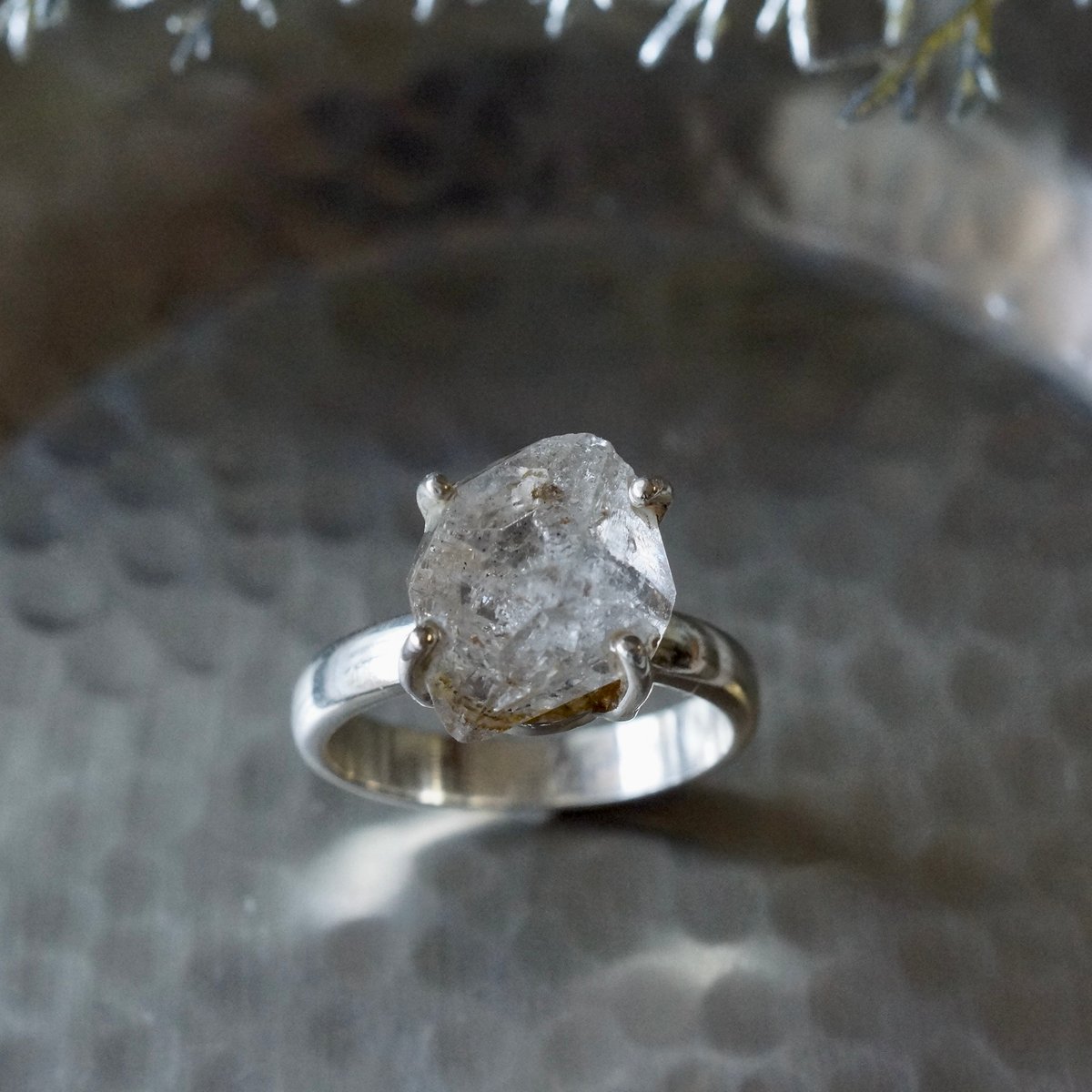 オイルイン ハーキマーダイヤモンド（水晶） ラフカットリング