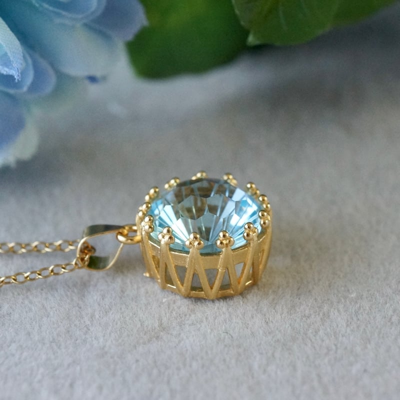 Handmade】ブルートパーズ 花火カット クラウンモチーフ ペンダント 