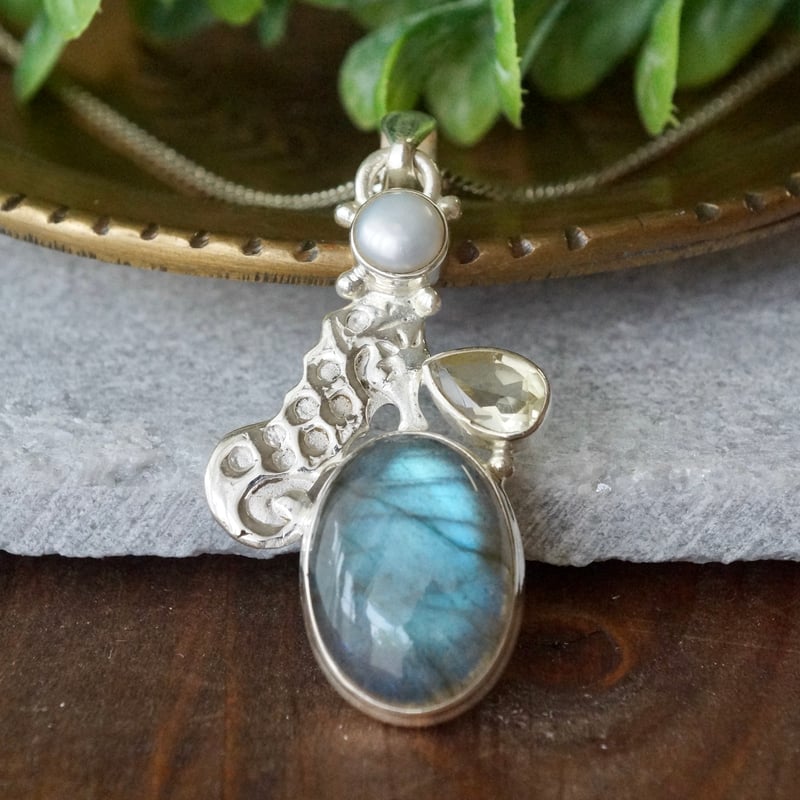 ラブラドライト/シトリン タツノオトシゴ ペンダントトップ シルバー