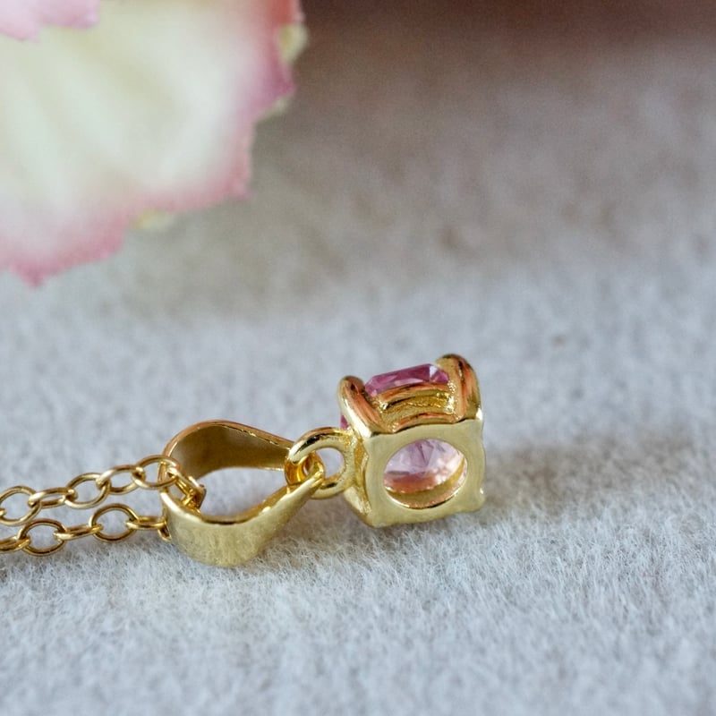 鮮やかなフューシャピンク!!☆アヤナスピネル18金ペンダントトップ